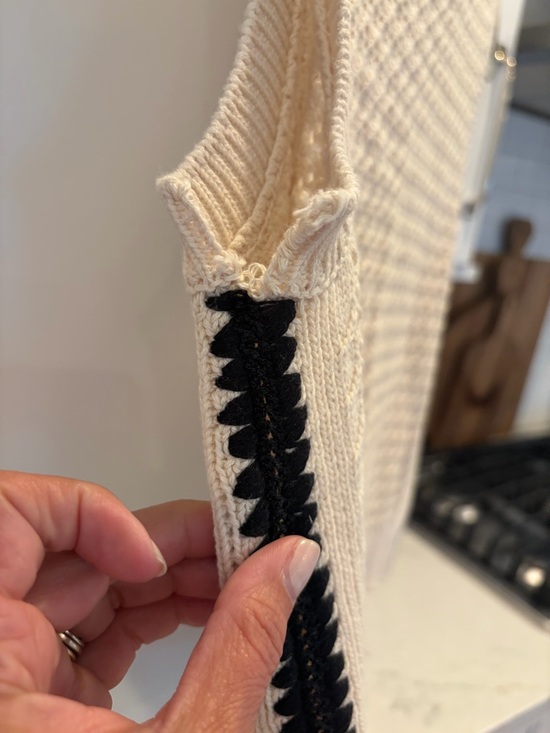 Varley Cream Crochet Knit Vest with Black Trim - Picture 3 of 5